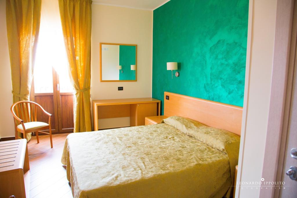 San Pio Bed & Breakfast Каріаті Номер фото